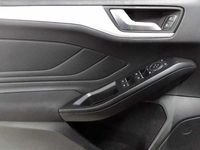 Gebraucht Ford Focus Cool & Connect 120 PS (88 kW) 2019 Schwarz Limousine