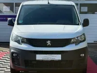 Gebraucht Peugeot Partner Premium 99 PS (72 kW) 2019 Weiß Van / Kleinbus