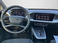 Gebraucht Audi Q4 e-tron 150 kW (204 PS) 2023 Kieselgrau SUV
