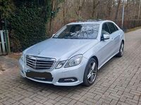 Gebraucht Mercedes E350 231 PS (169 kW) 2009 Grau Limousine