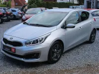 Gebraucht Kia Ceed 101 PS (74 kW) 2016 Silber Kleinwagen