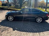 Gebraucht Mercedes C220 AMG line 163 PS (119 kW) 2011 Schwarz Coupé