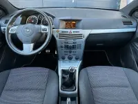 Gebraucht Opel Astra GTC Sport 140 PS (102 kW) 2008 Schwarz Kleinwagen