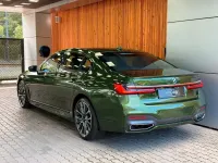 Gebraucht BMW 740 326 PS (239 kW) 2022 Grün Limousine