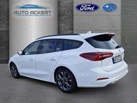 Używany Ford Focus ST-Line 125 KM (91 kW) 2025 Biały Sedan/Limuzyna