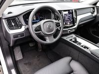 Gebraucht Volvo XC60 Ultimate 197 PS (144 kW) 2023 Weiss SUV