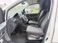 Gebraucht VW Caddy Maxi 122 PS (89 kW) 2020 Weiß Van / Kleinbus