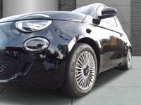 Gebraucht Fiat 500e 86 kW (118 PS) 2024 Onyx schwarz Kleinwagen