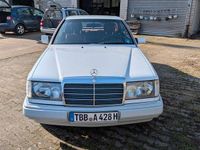 Gebraucht Mercedes 230 132 PS (97 kW) 1991 Weiß Coupé