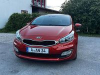 Gebraucht Kia ProCeed 135 PS (99 kW) 2013 Orange Kleinwagen