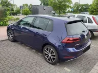 Gebraucht VW e-Golf 100 kW (136 PS) 2019 Blau Kleinwagen