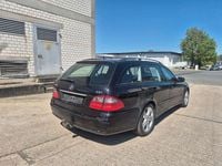 Second-hand Mercedes E220 170 CP (125 kW) 2007 Negru Break