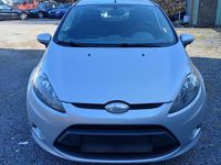 Gebraucht Ford Fiesta 96 PS (70 kW) 2010 Grau Kleinwagen