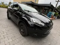 Gebraucht Ford Fiesta 82 PS (60 kW) 2011 Schwarz Kleinwagen