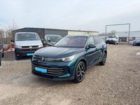 Gebraucht VW Tiguan Elegance 204 PS (150 kW) 2025 Nightshade blue SUV