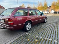 Gebraucht Mercedes E280 1994 Rot Kombi
