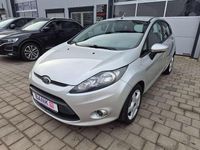 Gebraucht Ford Fiesta Champions Edition 82 PS (60 kW) 2012 Polarsilber metallic Kleinwagen