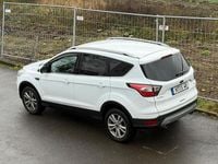 Gebraucht Ford Kuga Cool & Connect 120 PS (88 kW) 2019 Weiß SUV