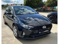 Gebraucht Hyundai i20 Select 101 PS (74 kW) 2023 Schwarz Limousine