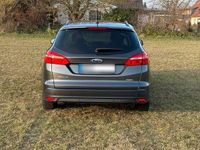 Gebraucht Ford Focus 125 PS (91 kW) 2017 Grau Kombi