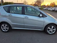 Gebraucht Mercedes A180 109 PS (80 kW) 2010 Silber Limousine