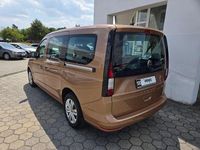 Gebraucht VW Caddy Maxi 122 PS (89 kW) 2024 Gelb Van / Kleinbus