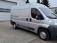 Gebraucht Fiat Ducato 131 PS (96 kW) 2011 Grau Van
