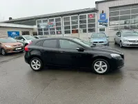 Gebraucht Volvo V40 150 PS (110 kW) 2017 Schwarz Limousine