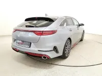 Gebraucht Kia ProCeed GT 204 PS (150 kW) 2021 Lunarsilber met. Kleinwagen