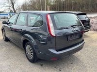 Gebraucht Ford Focus Style 125 PS (91 kW) 2009 Grau Kombi
