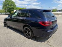 Używany Mercedes C300e 306 KM (225 kW) 2020 Niebieski Kombi