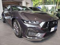 Neu Ford Mustang Fastback 446 PS (328 kW) 2025 Dark matter/starlight gray Coupé