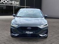 Neu Ford Focus ST-Line 125 PS (91 kW) 2026 Grau Limousine