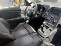 Gebraucht Renault Scénic Intens 140 PS (102 kW) 2021 Weiss 369 schwarz gne Van / Kleinbus