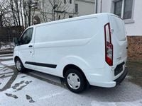 Gebraucht Ford Transit Custom Trend 131 PS (96 kW) 2020 Weiss Van / Kleinbus
