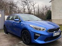 Gebraucht Kia Ceed 140 PS (102 kW) 2019 Blau Kleinwagen