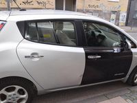 Gebraucht Nissan Leaf 58 kW (80 PS) 2011 Silber Kleinwagen