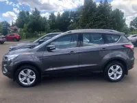 Gebraucht Ford Kuga Titanium 182 PS (133 kW) 2017 Grau SUV