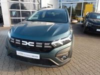 Neu Dacia Jogger Extreme 101 PS (74 kW) 2025 Zedergrün Van / Kleinbus