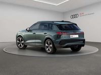Neu Audi Q3 S-Line 150 PS (110 kW) 2025 Salbeigrün metallic SUV