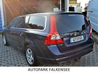 Gebraucht Volvo V70 203 PS (149 kW) 2011 Blau Kombi