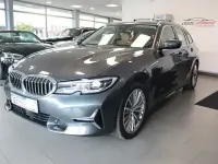 Gebraucht BMW 330 Luxury Line 184 PS (135 kW) 2020 Grau Kombi