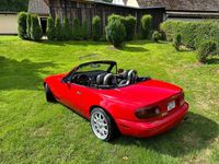 Gebraucht Mazda MX5 116 PS (85 kW) 1990 Rot Cabrio