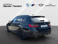 Gebraucht BMW 330 M Sport 286 PS (210 kW) 2023 Saphirschwarz Kombi