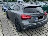 Gebraucht Mercedes GLA220 184 PS (135 kW) 2019 Andere farben SUV