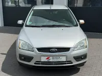 Gebraucht Ford Focus Ghia 101 PS (74 kW) 2005 Polarsilber metallic Kombi