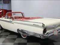 Gebraucht Ford Fairlane 228 PS (167 kW) 1959 Weiß Cabrio