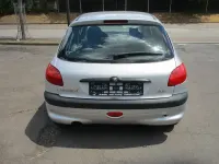 Gebraucht Peugeot 206 Style 75 PS (55 kW) 2002 Silber Limousine