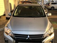 Gebraucht Mitsubishi Space Star Select 71 PS (52 kW) 2024 Silber Limousine
