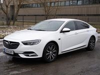 Gebraucht Opel Insignia Dynamic 165 PS (121 kW) 2018 Weiß Limousine